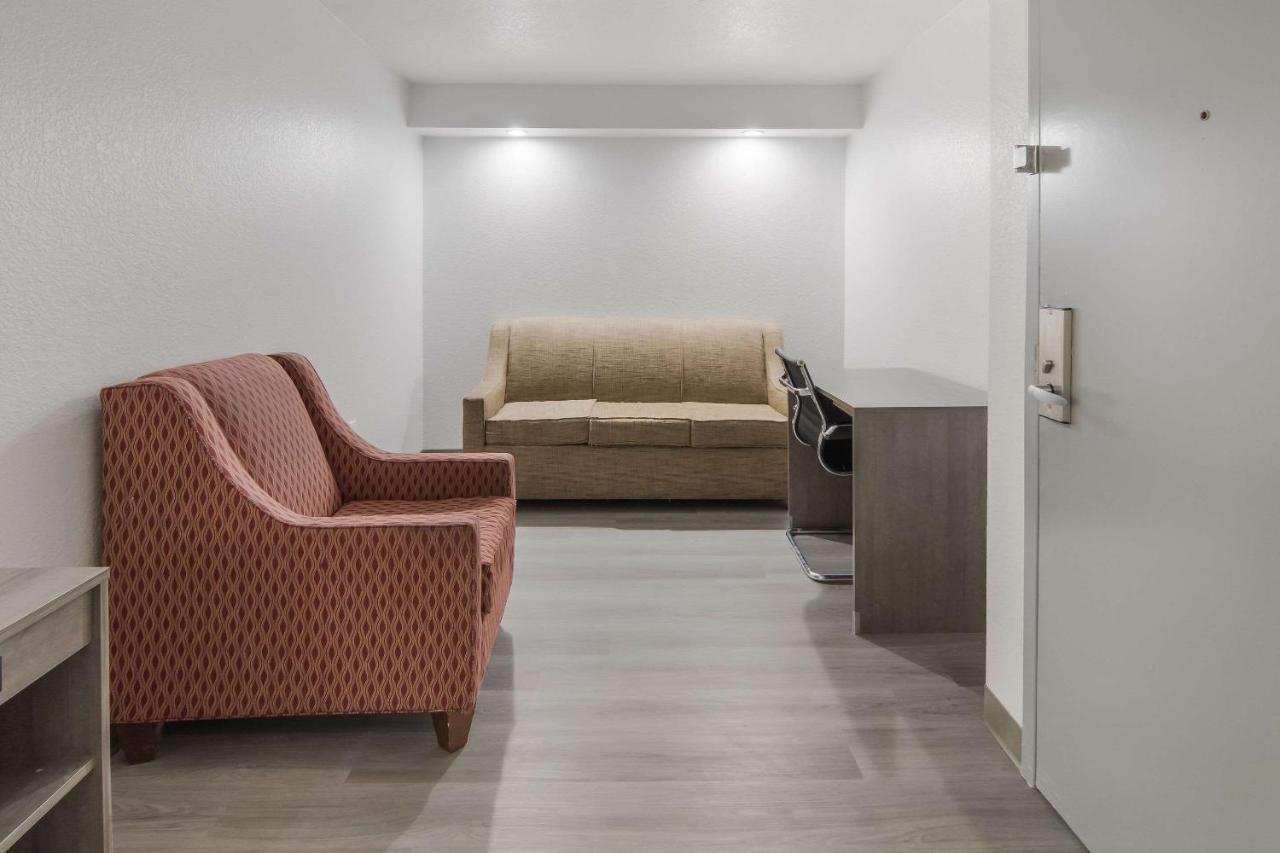 Quality Inn & Suites Richardson-Dallas Zewnętrze zdjęcie
